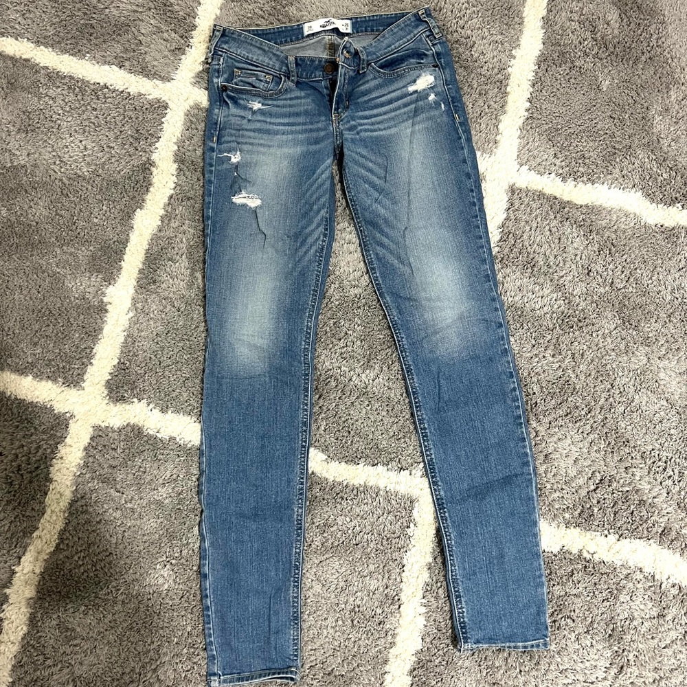 Hollister jeanes